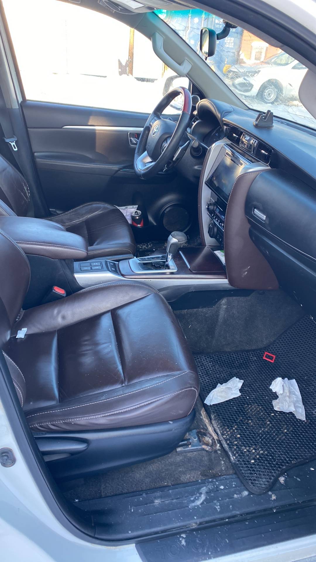 Toyota Fortuner,  284 970 км, 2017 года в лизинг