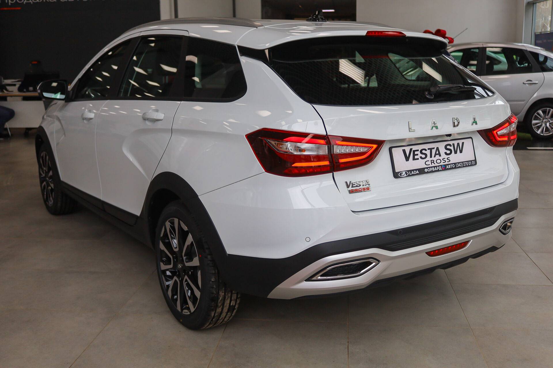 Lada Vesta SW Cross Life 24 1.8 122hp AT