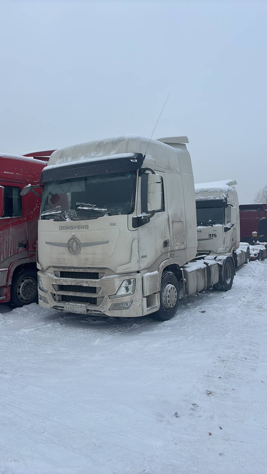 DongFeng GX DFH4180 4x2,  439 668 км, 2022 года в лизинг
