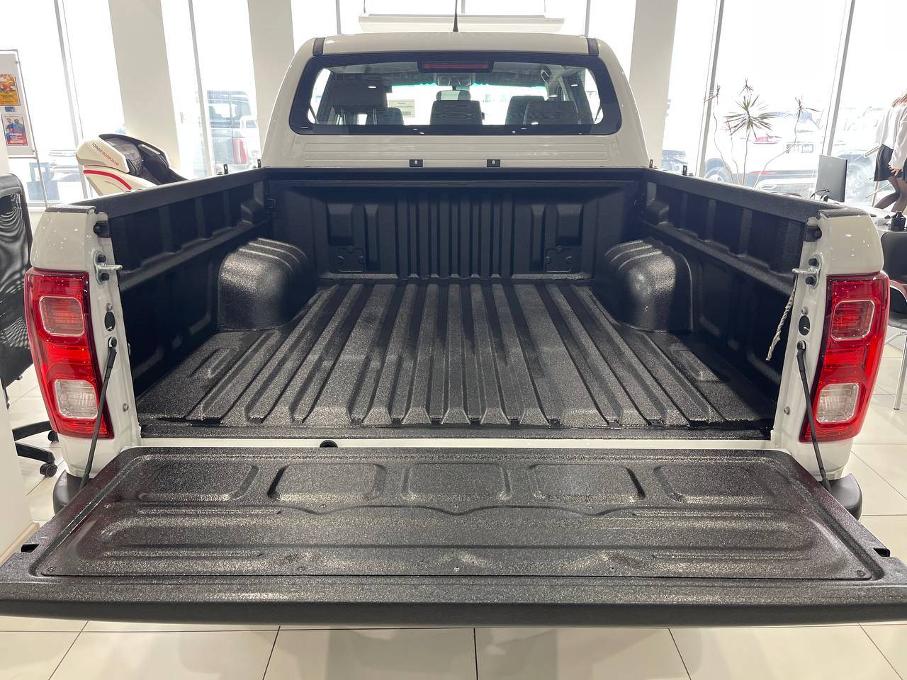 JAC T8 Full Extra 2.0T 6MT 4WD
