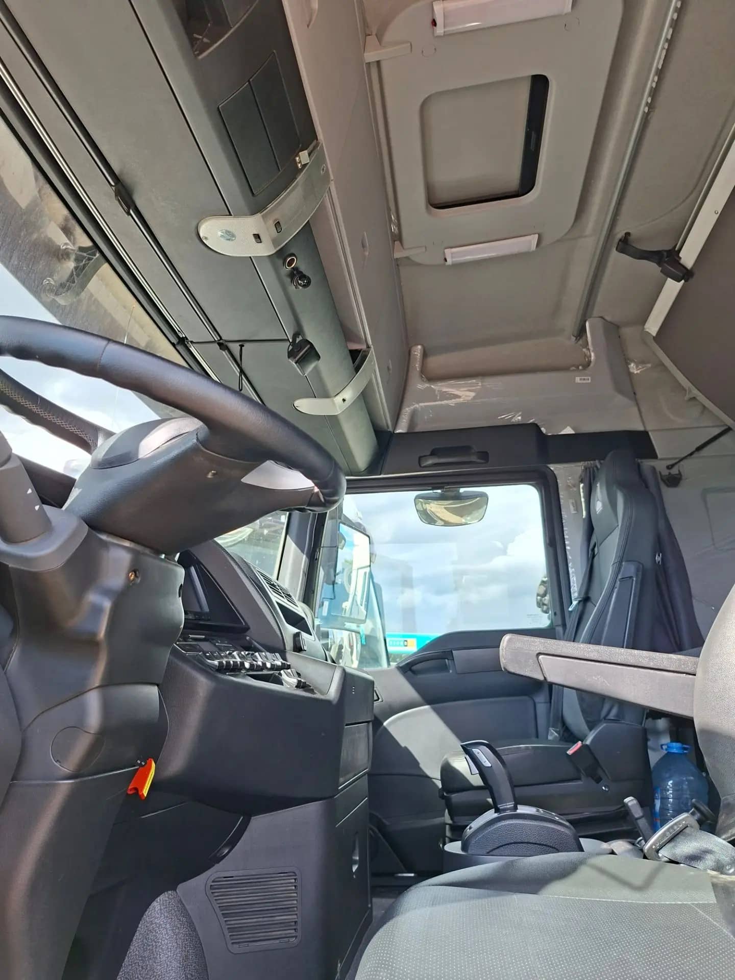 Sitrak ZZ4186V391HE,  336 442 км, 2023 года в лизинг