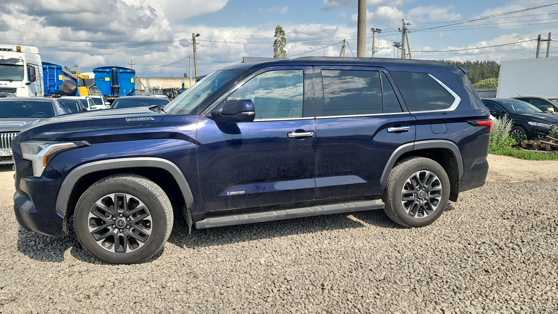 Toyota Sequoia,  274 405 км, 2022 года в лизинг