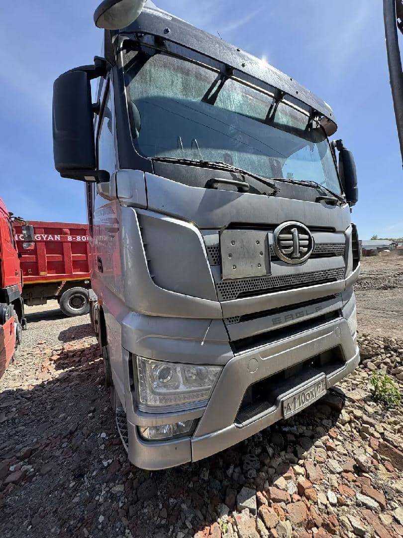 FAW CA4180P77K25E5 4x2,  346 890 км, 2023 года в лизинг