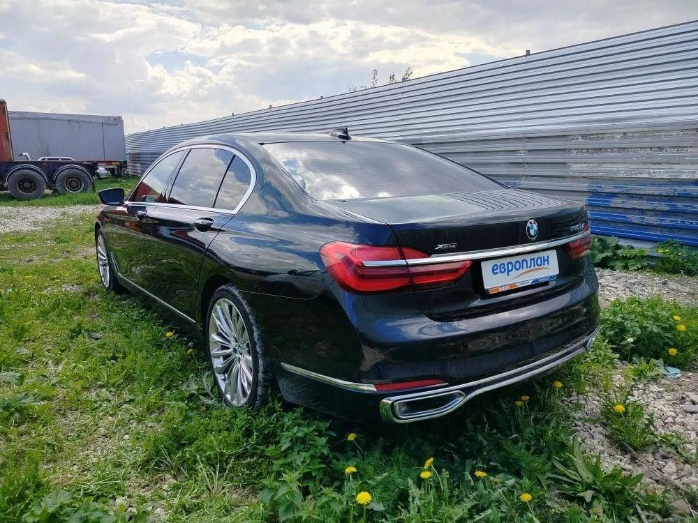 BMW 7 серия,  134 475 км, 2018 года в лизинг