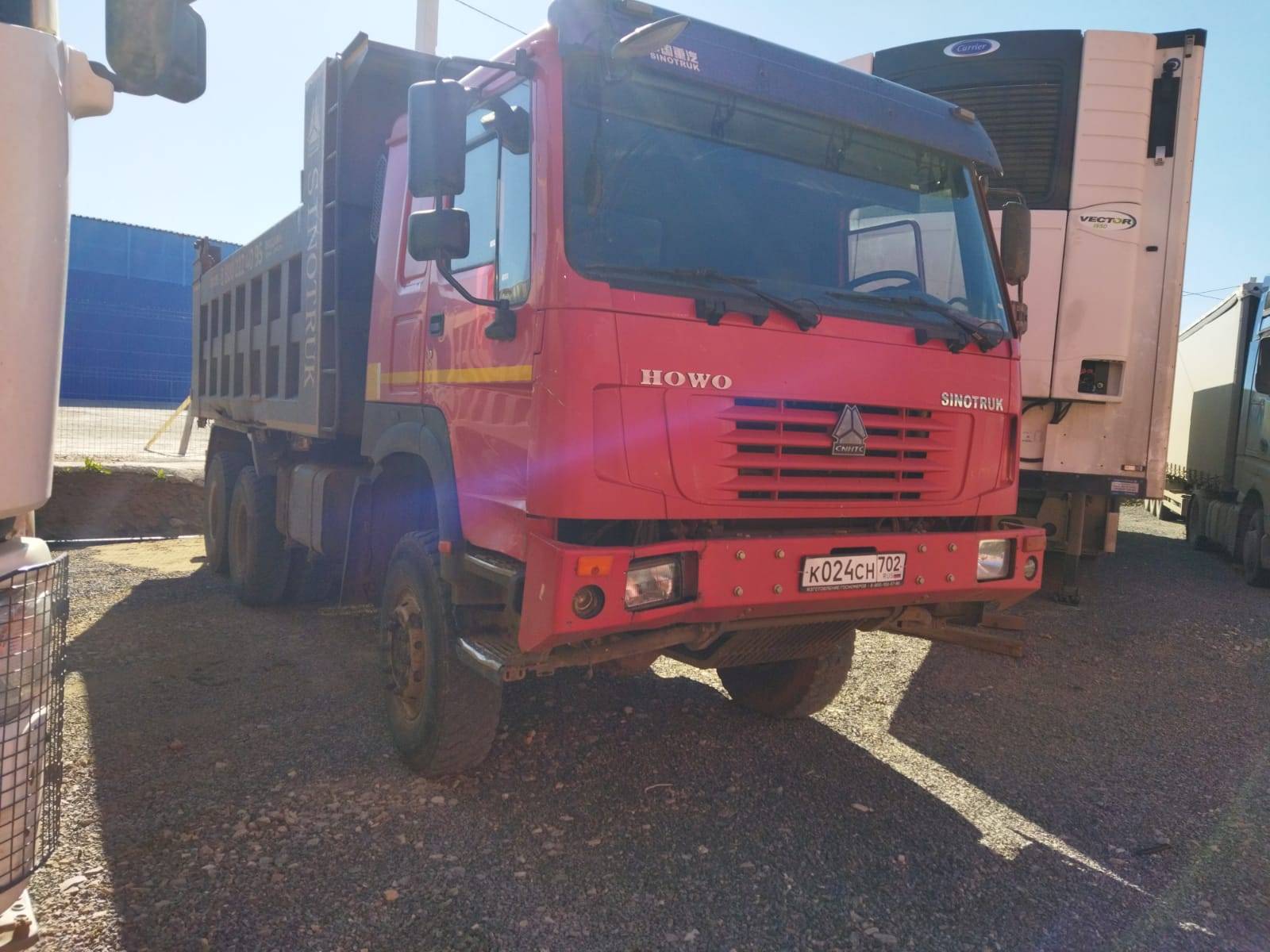 HOWO ZZ3327S3857E 6х6,  93 164 км, 2022 года в лизинг