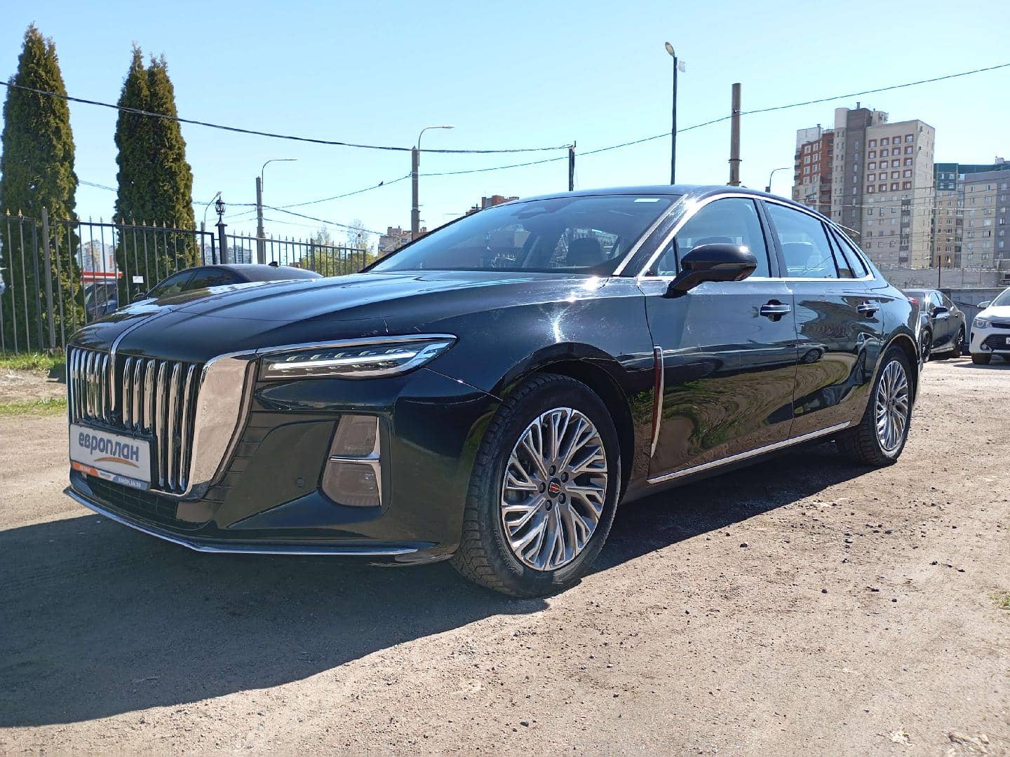 Hongqi H5