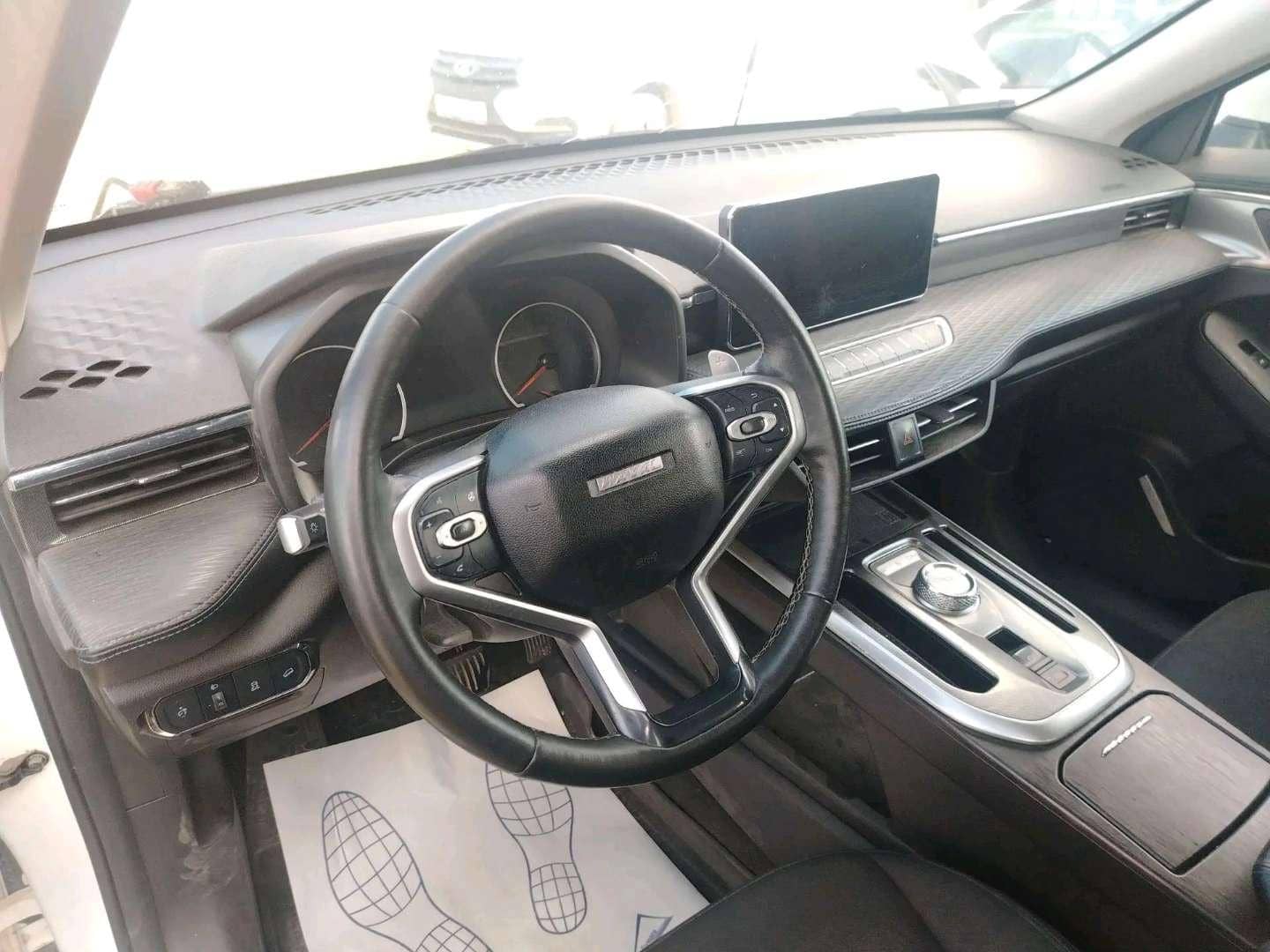 Haval Jolion,  224 826 км, 2023 года в лизинг