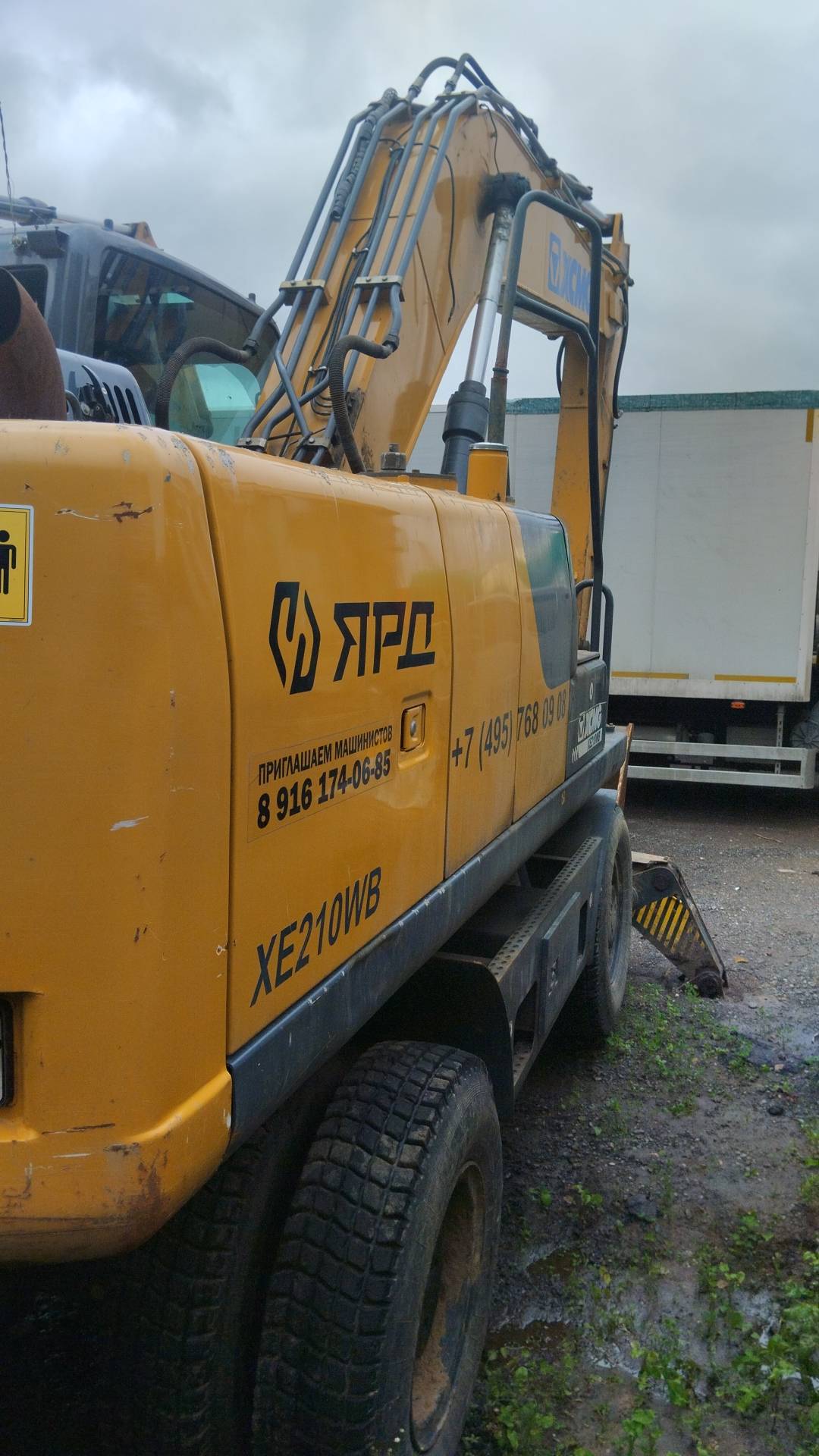 XCMG/MGCM XE210WB,  11 195 км, 2020 года в лизинг