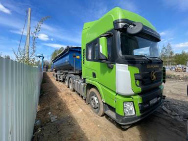 Shacman SX42584V324