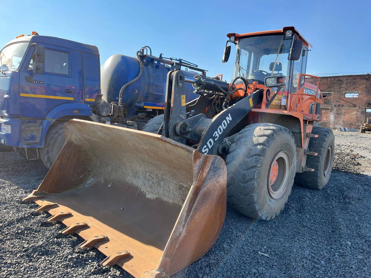 DOOSAN/DEVELON SD300N