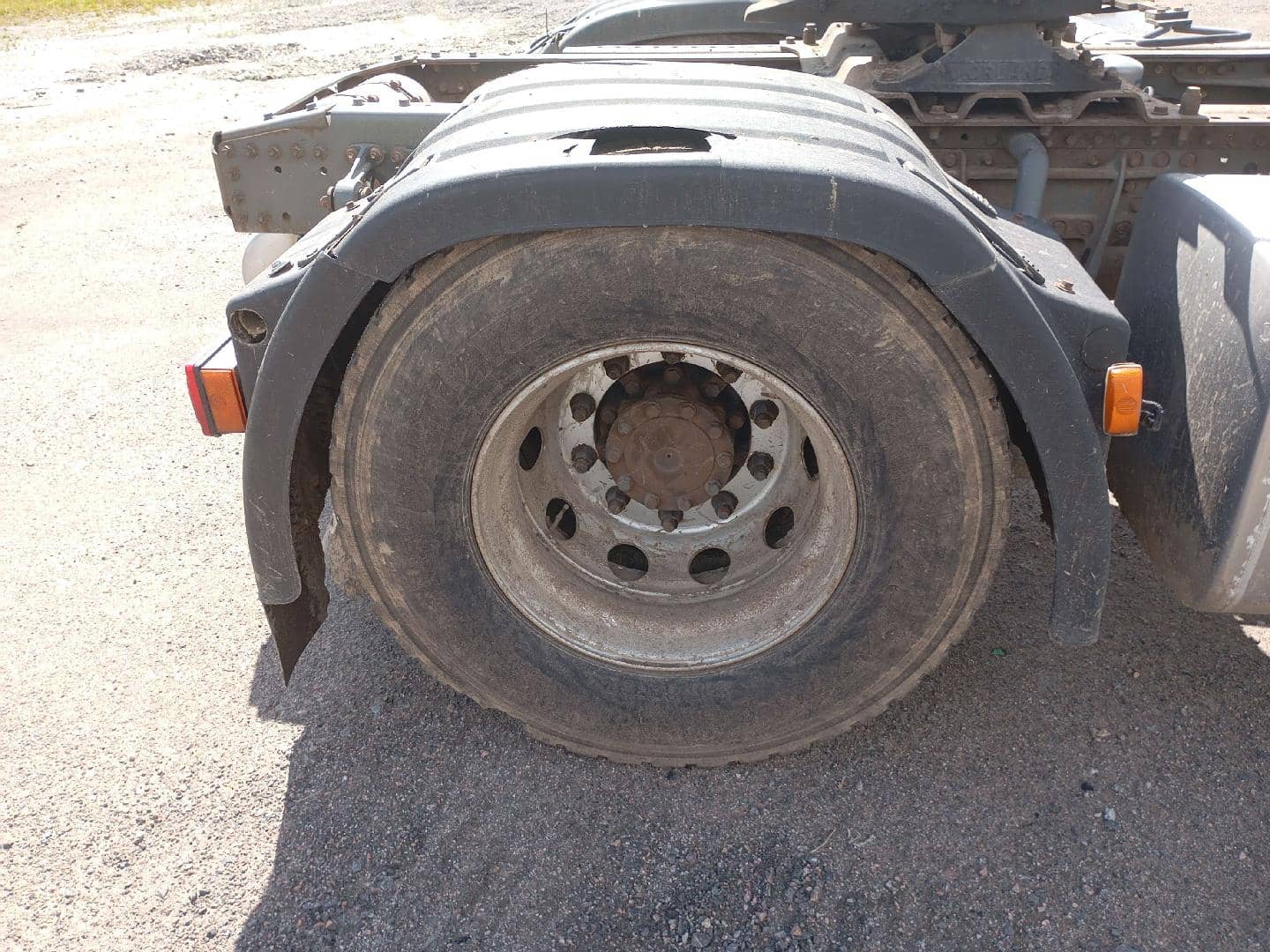 Sitrak C7H 4x2 ZZ4186V361HE,  439 840 км, 2023 года в лизинг