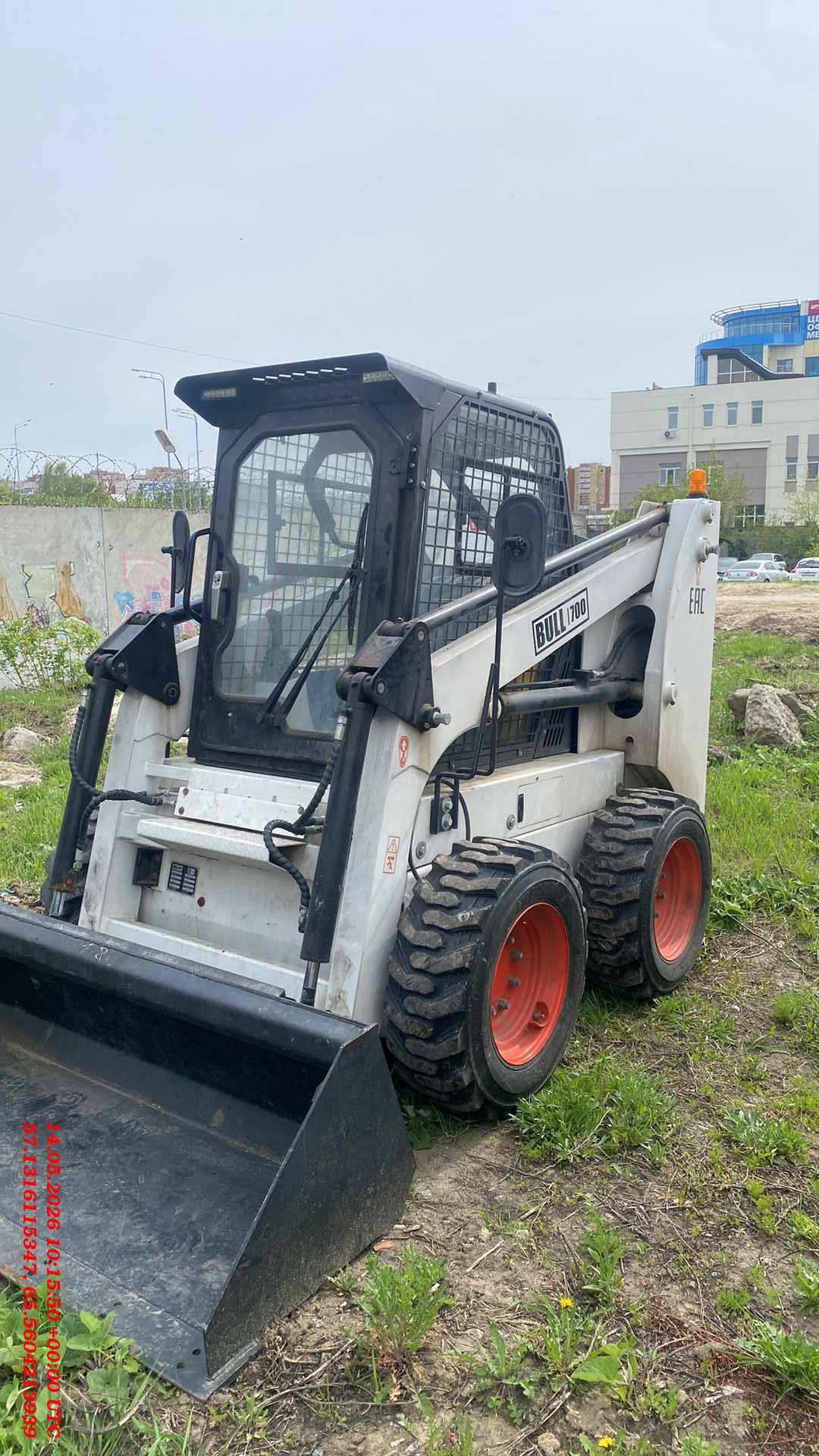 BULL SL700