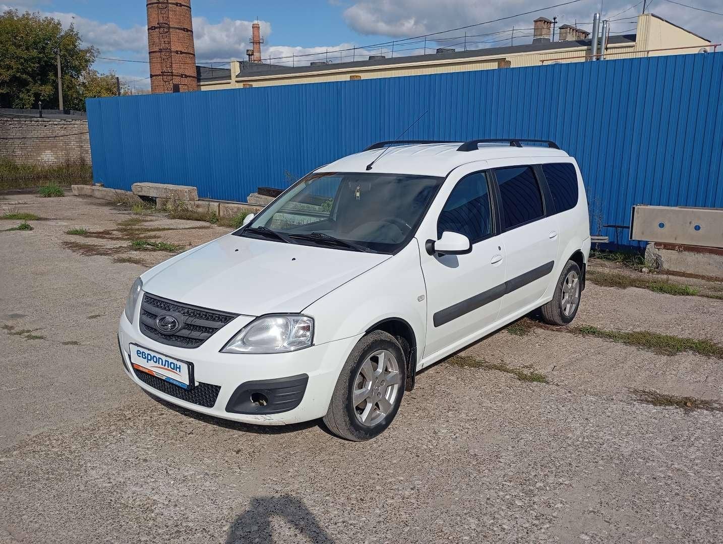 Lada Largus универсал,  224 355 км, 2020 года в лизинг