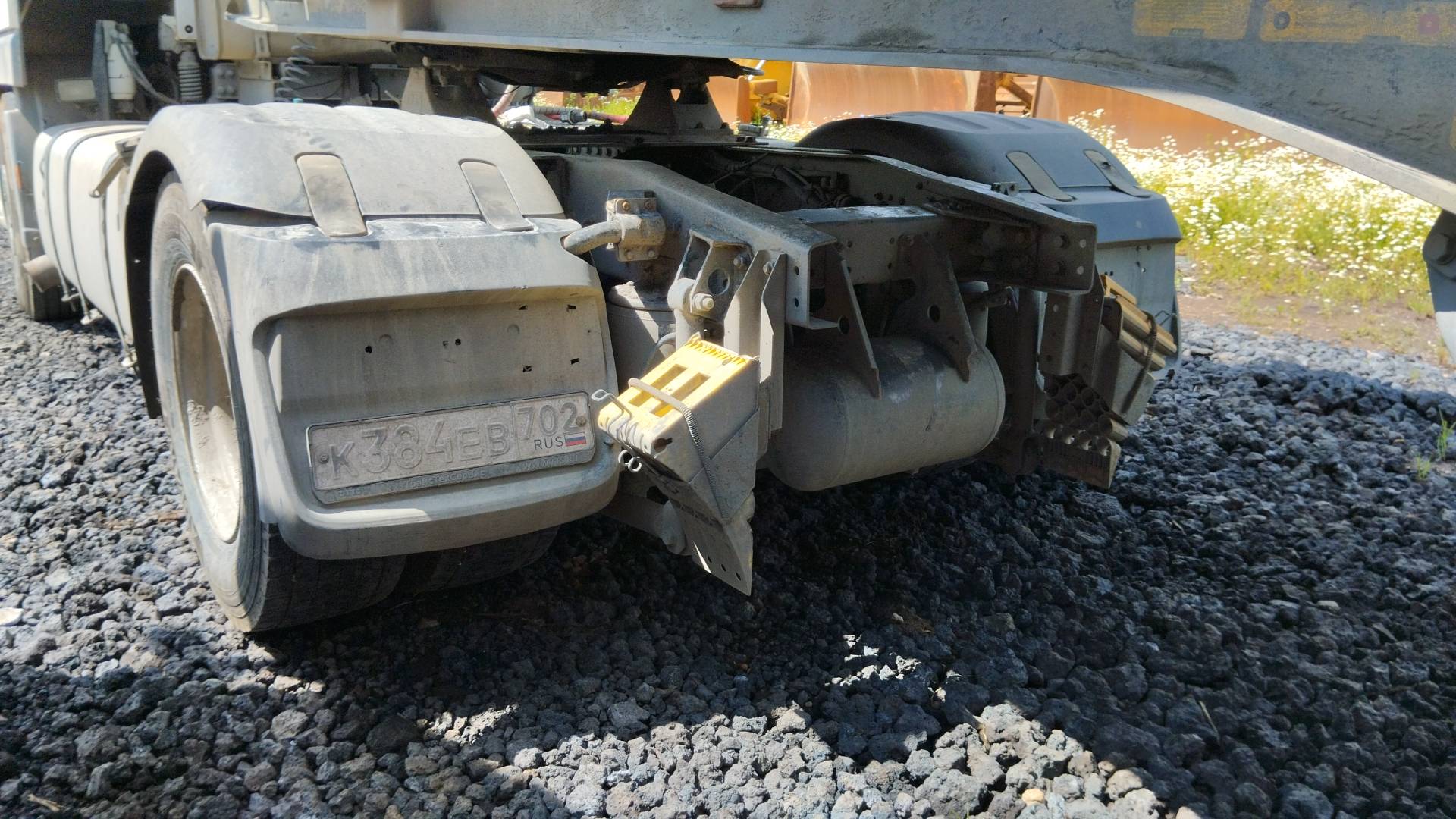 DAF XF105.460 FT 4x2 (Space Cab),  999 321 км, 2015 года в лизинг