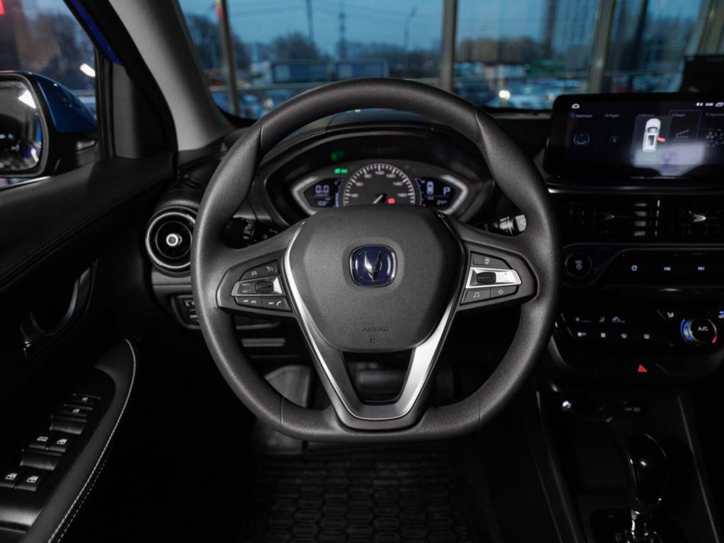 Changan Alsvin DLX 1.5 5DCT