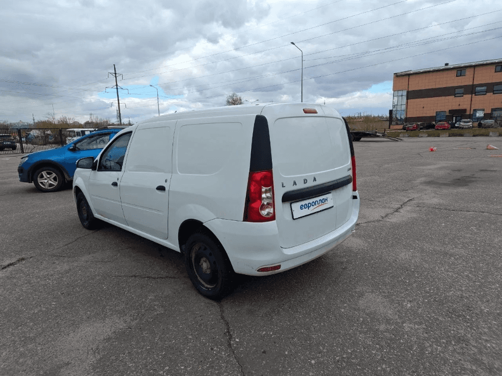 Lada Largus фургон,  74 647 км, 2022 года в лизинг