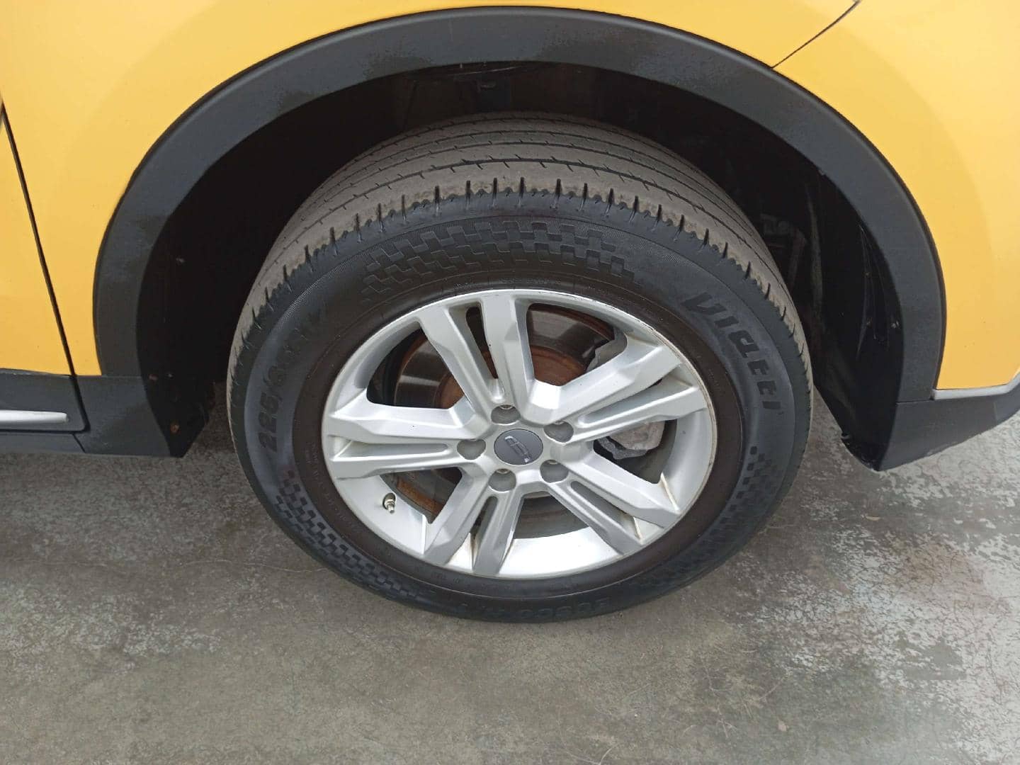 Geely Atlas Pro,  210 260 км, 2023 года в лизинг