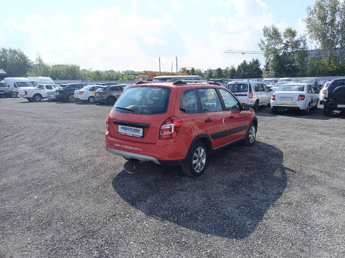 Lada Granta Кросс,  130 457 км, 2023 года в лизинг