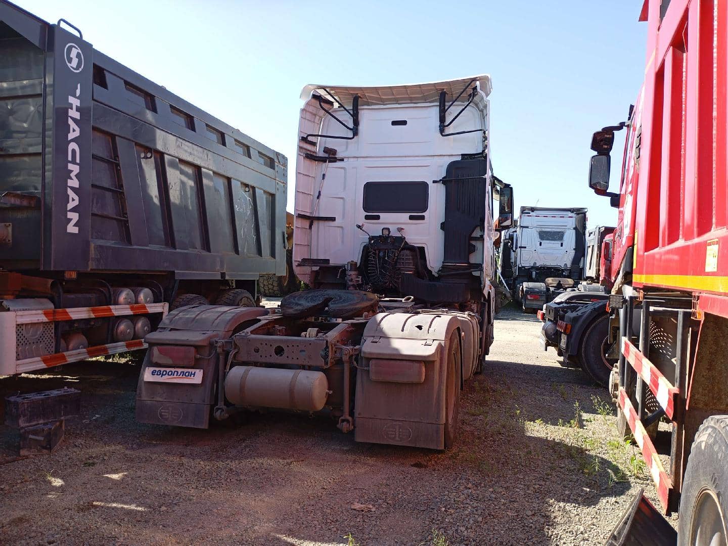 FAW CA4180P77K25E5 4x2,  220 039 км, 2023 года в лизинг