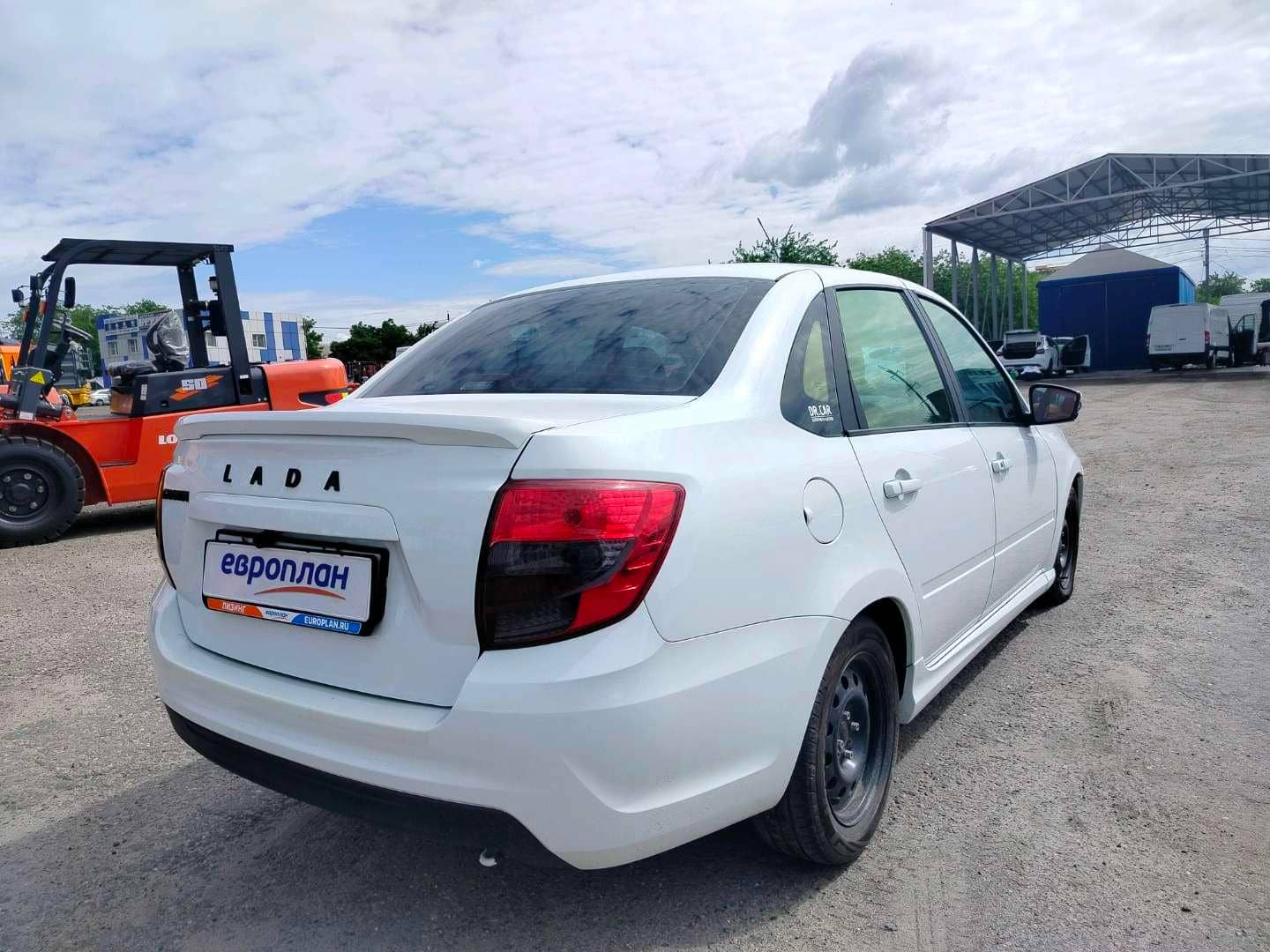 Lada Granta седан,  63 416 км, 2023 года в лизинг