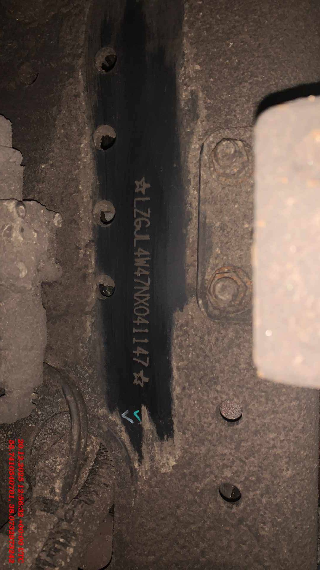 Shacman SX42584W324C,  241 222 км, 2022 года в лизинг