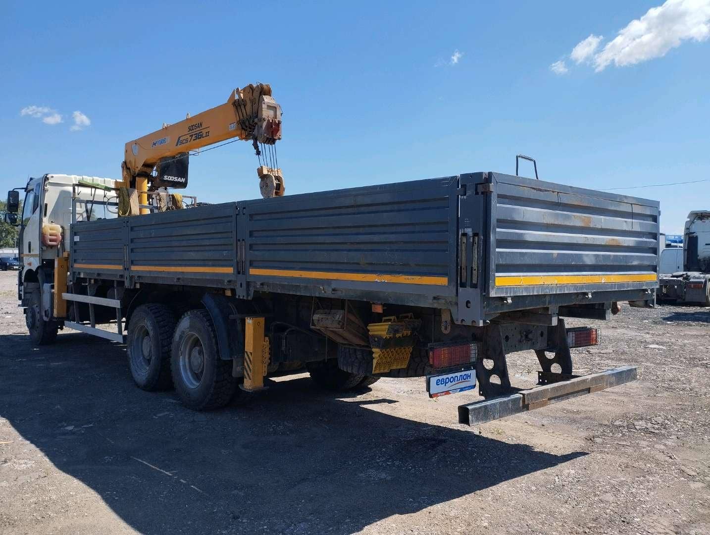 FAW CA3250P66K24L1TE5 6x6,  24 795 км, 2024 года в лизинг