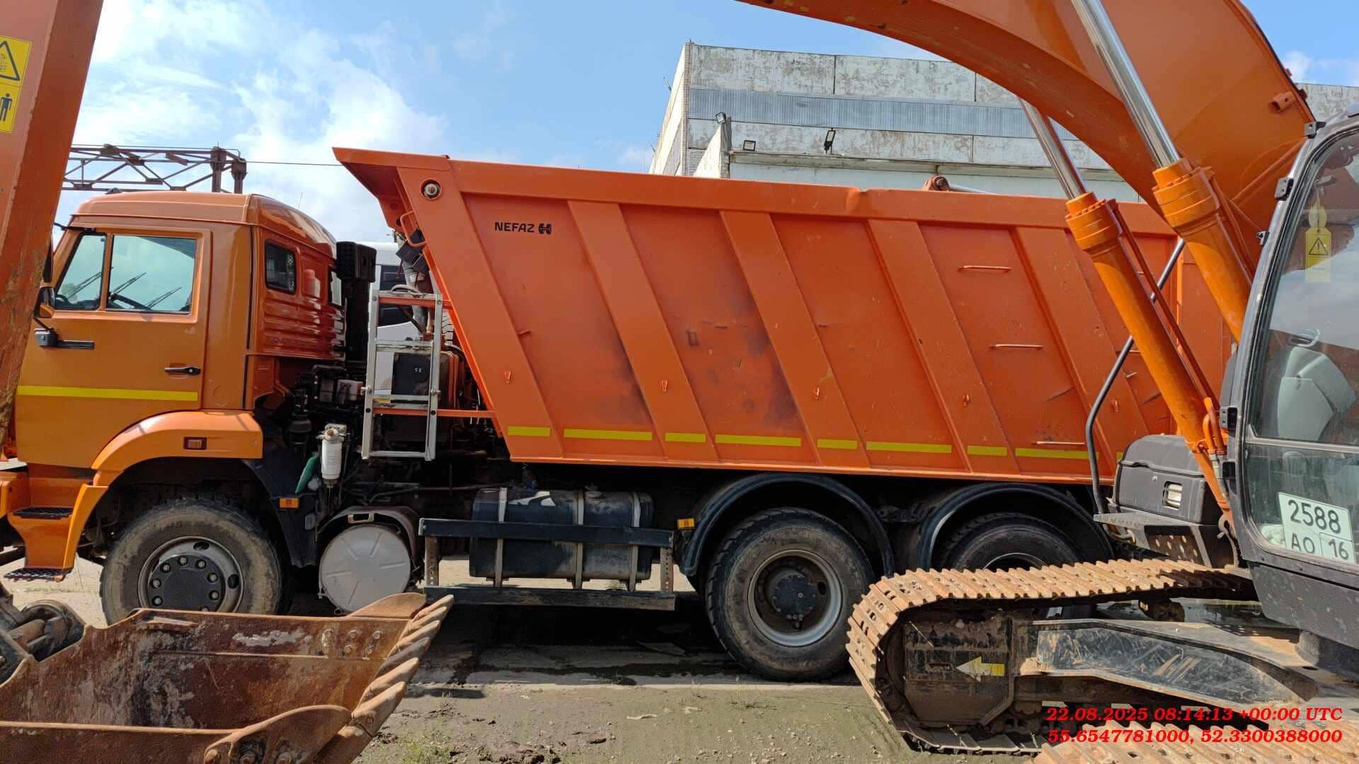КАМАЗ 6520-B5,  100 000 км, 2023 года в лизинг