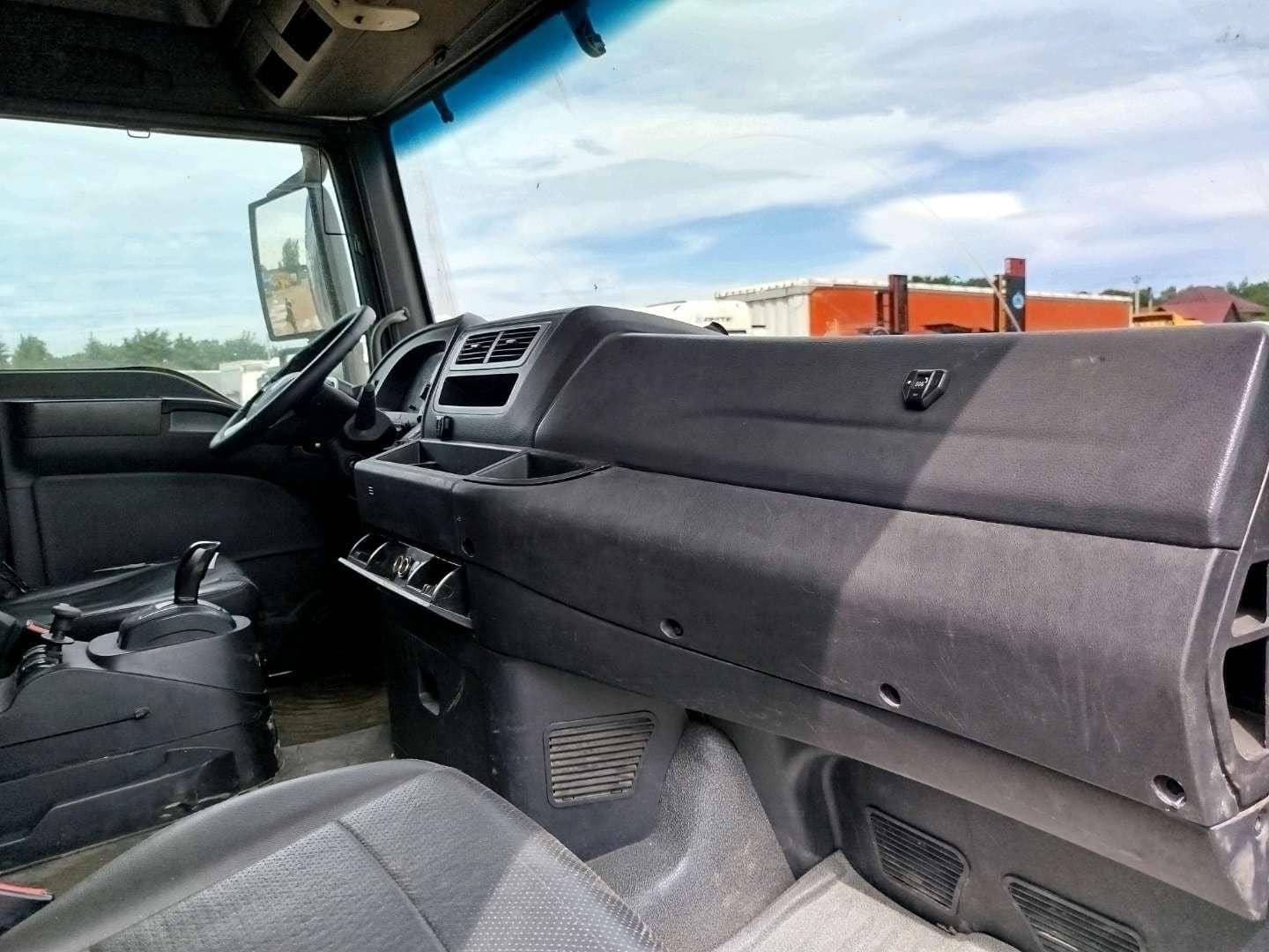 Sitrak C7H 4x2 ZZ4186V361HE,  656 658 км, 2023 года в лизинг