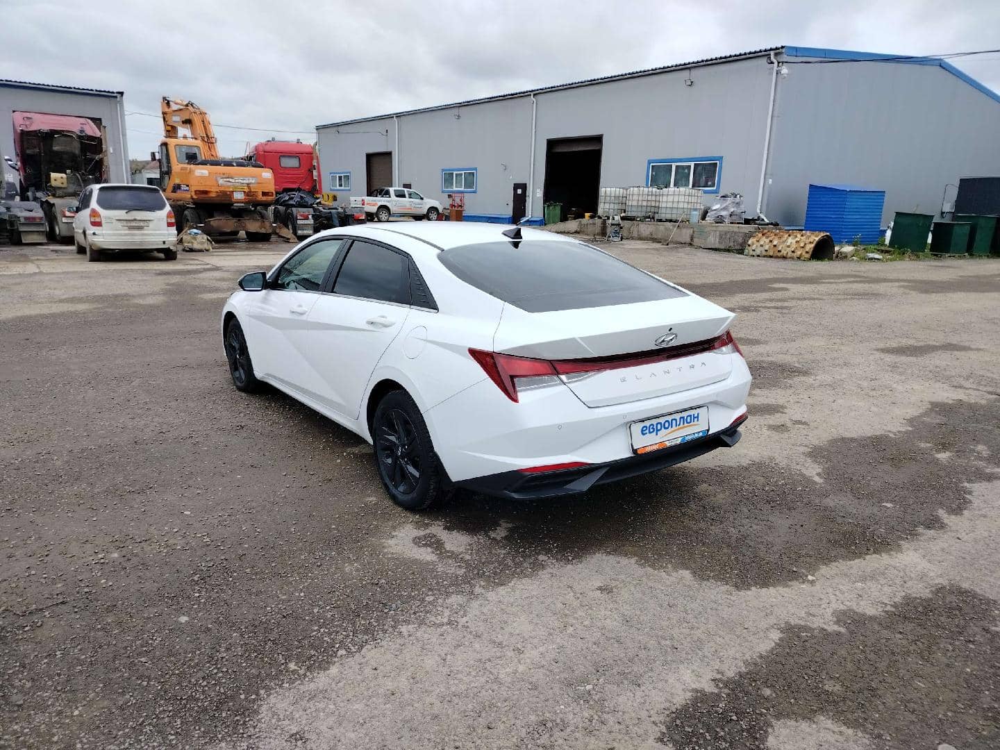 Hyundai Elantra,  27 329 км, 2022 года в лизинг