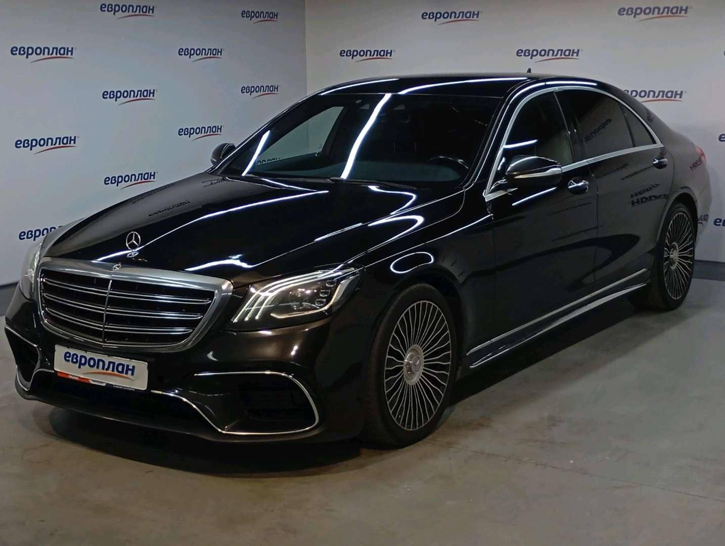 Mercedes-Benz S седан