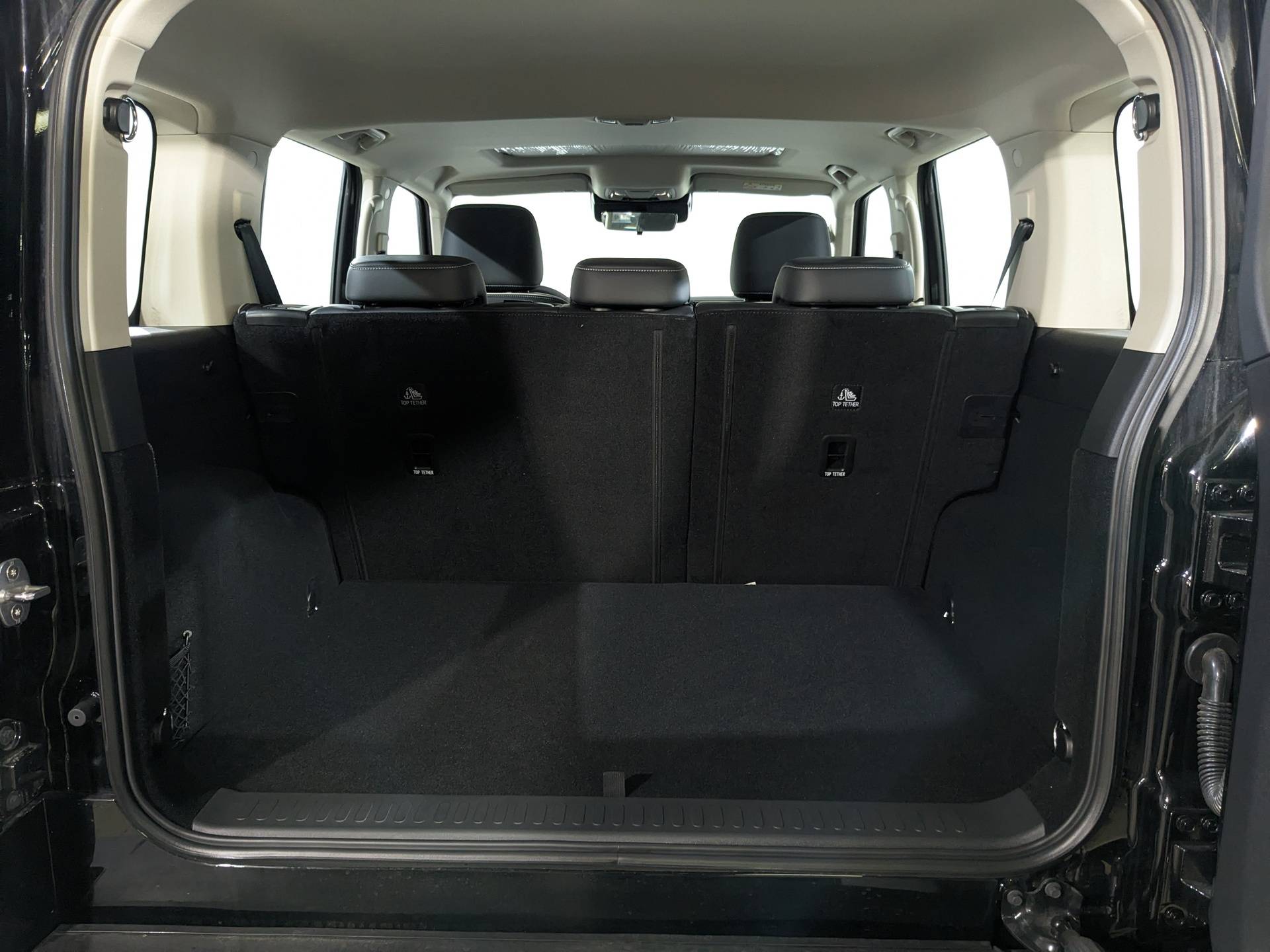 Tank 300 Adventure 2.0 8AT 4WD