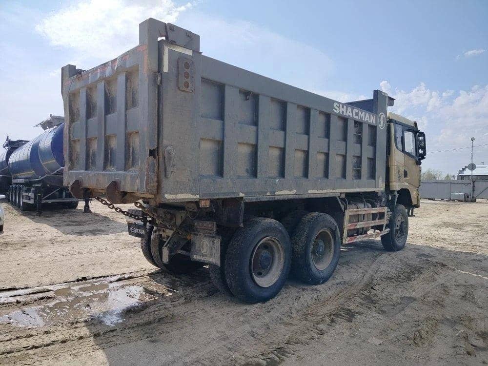 Shacman SX32586V385,  145 179 км, 2022 года в лизинг