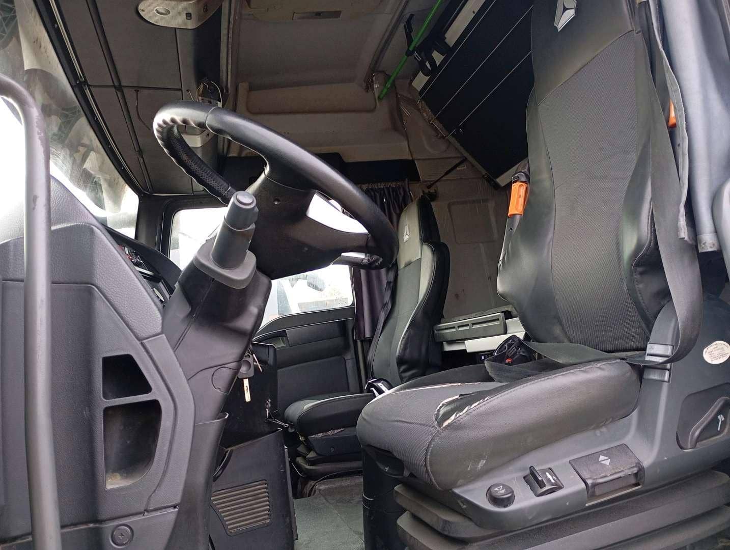 Sitrak C7H 4x2 ZZ4186V361HE,  558 384 км, 2022 года в лизинг