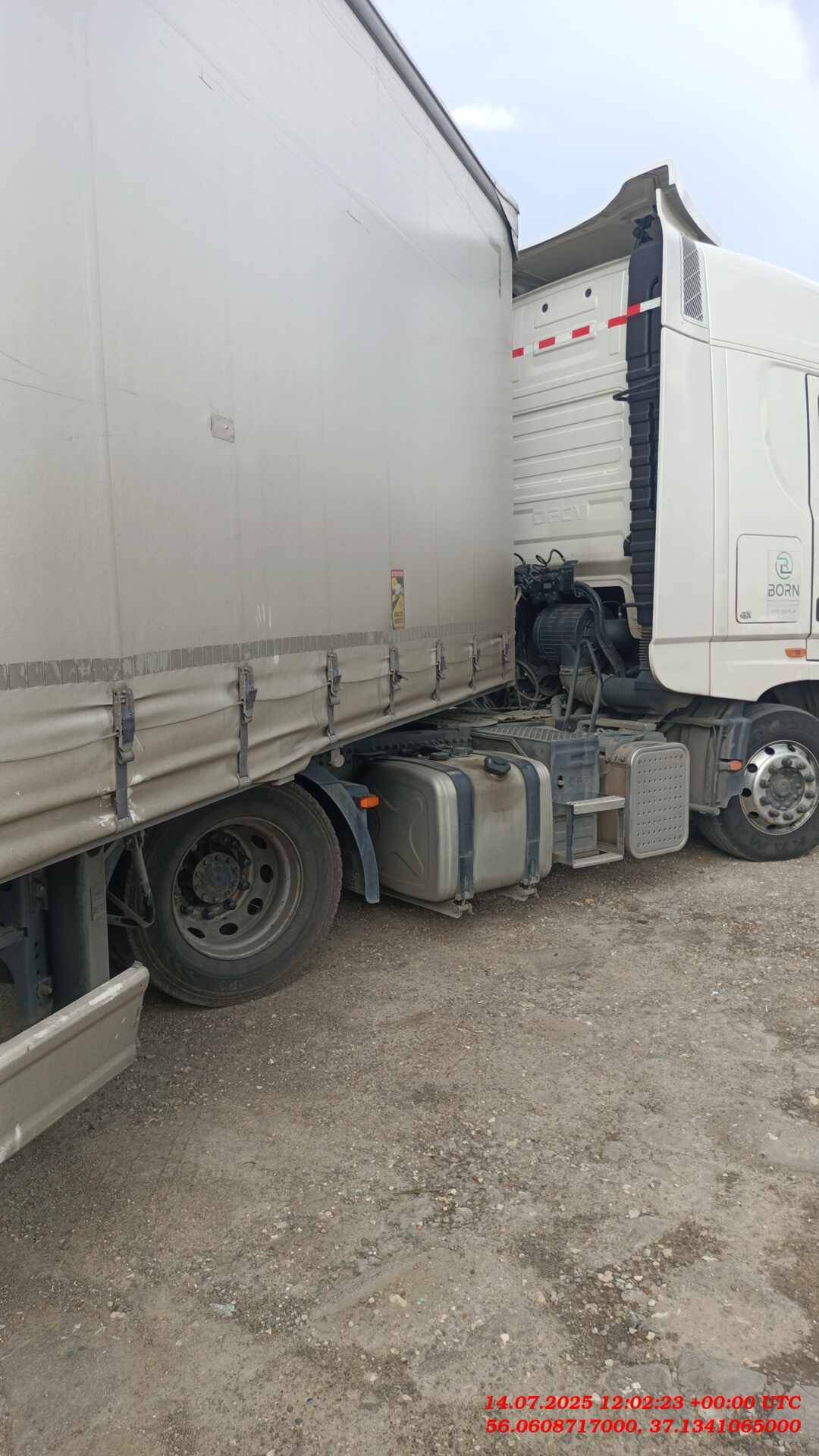 DongFeng GX DFH4180 4x2,  646 922 км, 2023 года в лизинг