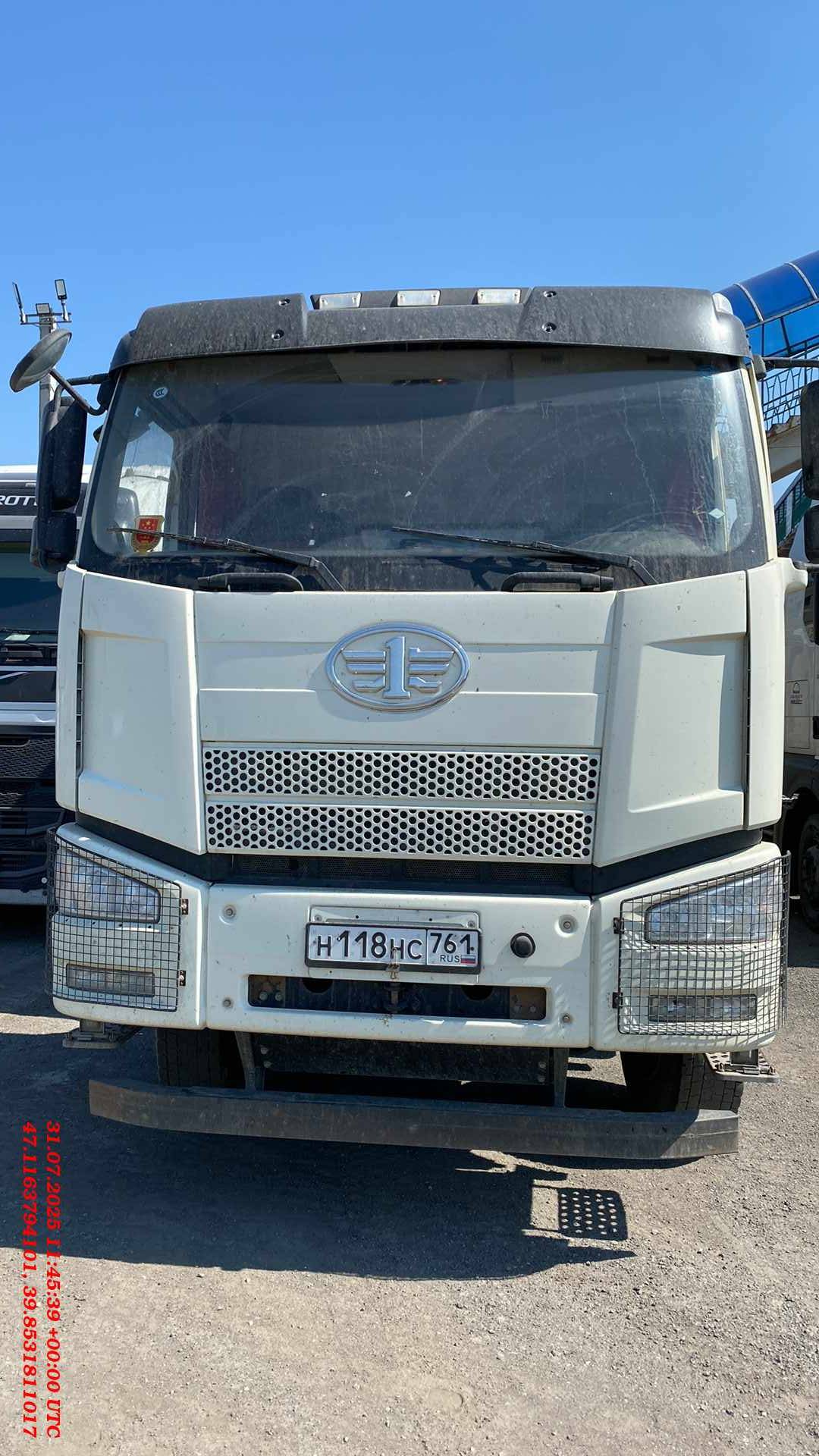 FAW CA3310P66K24T4E5 8х4