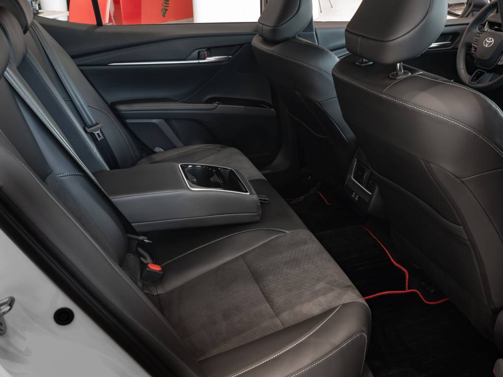 Toyota Camry 2.0S Sports Edition