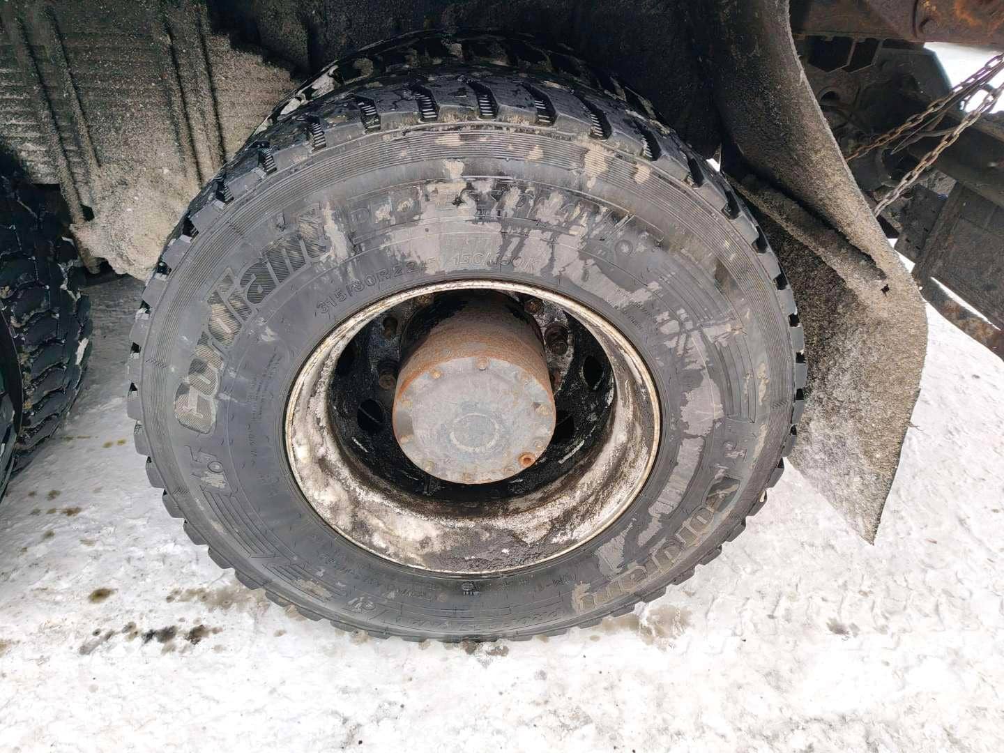 Shacman SX331863366 (скальный кузов),  102 073 км, 2022 года в лизинг