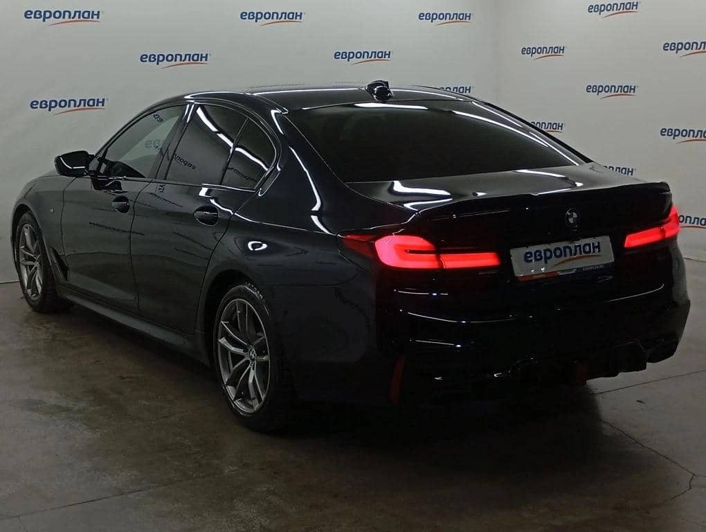 BMW 5 серия,  173 436 км, 2019 года в лизинг