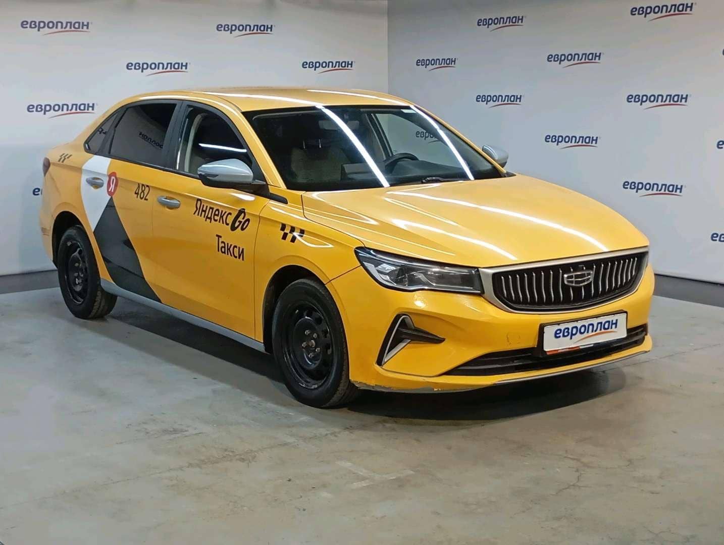 Geely Emgrand,  212 667 км, 2023 года в лизинг