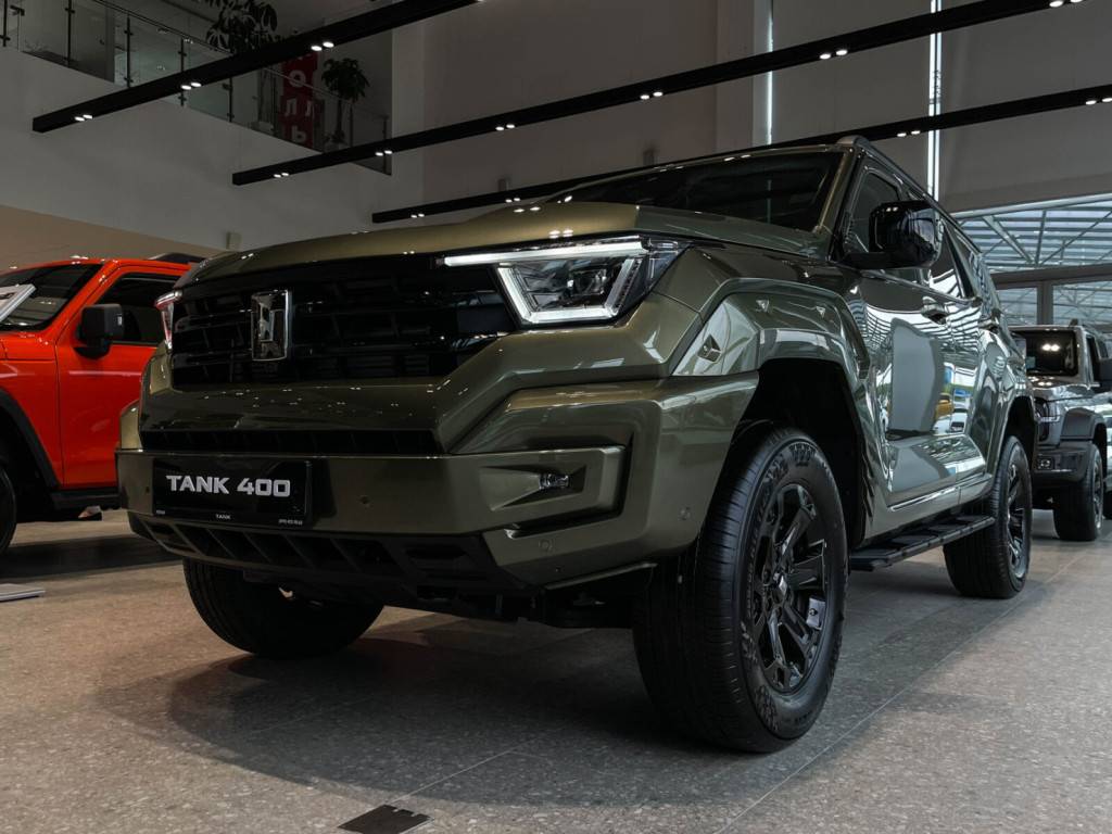 Tank 400 2.0T AT 4WD Premium