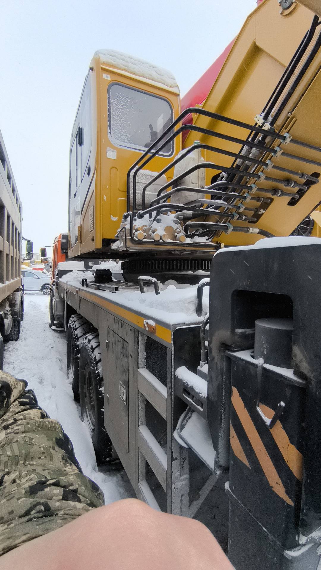 PALFINGER SANY КС5573А-243 на шасси КАМАЗ 43118 (6х6) г/п25 стрела 32м,  7 052 км, 2022 года в лизинг