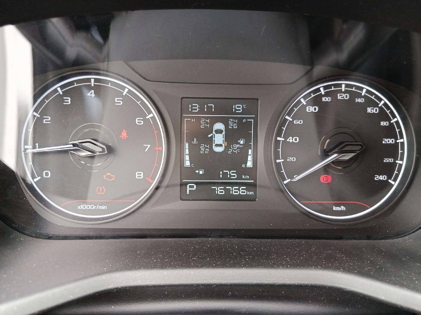 Geely Emgrand,  76 766 км, 2024 года в лизинг