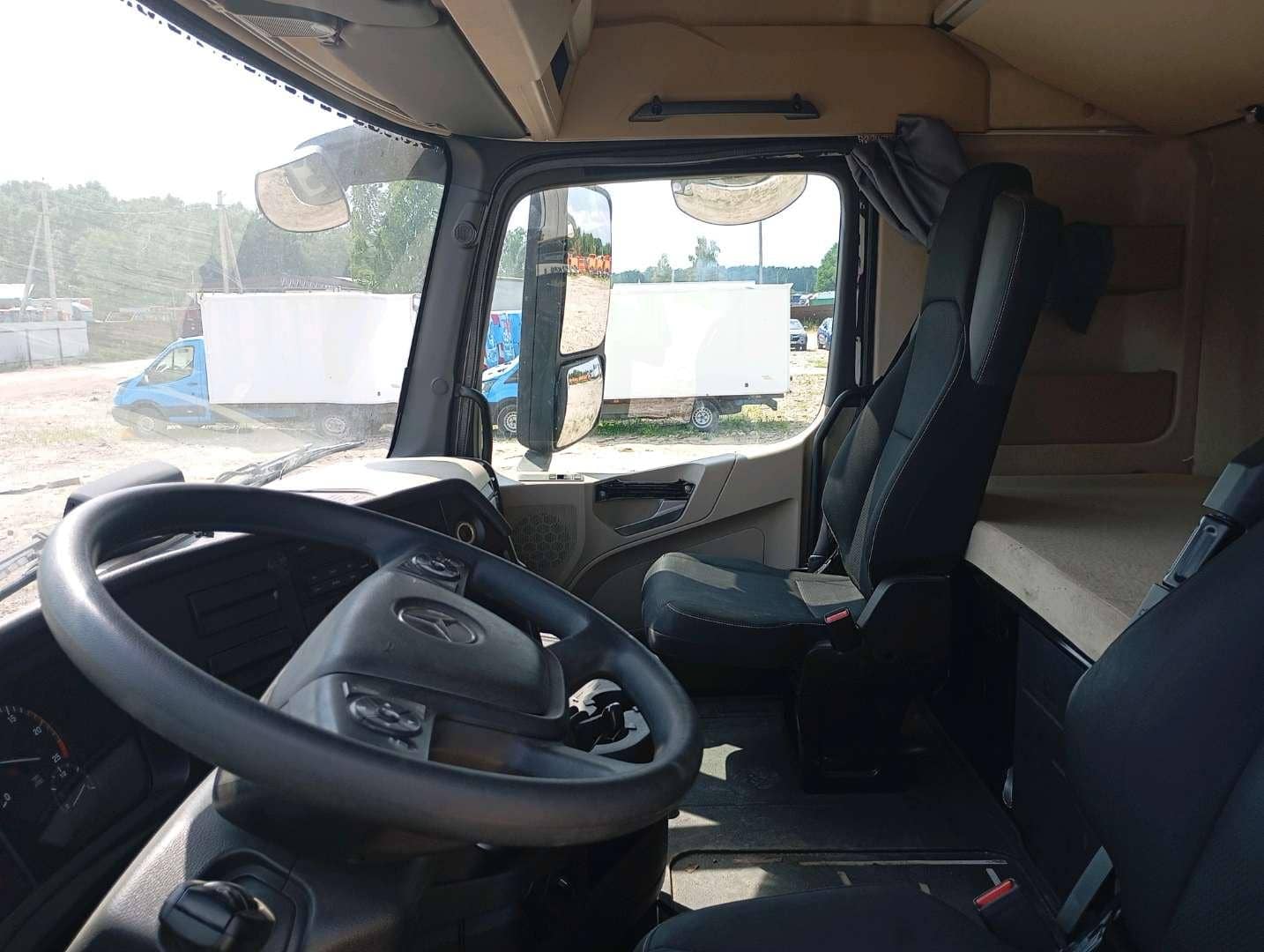 Mercedes-Benz Actros 2648 LS 6X4 (StreamSpace),  406 687 км, 2023 года в лизинг