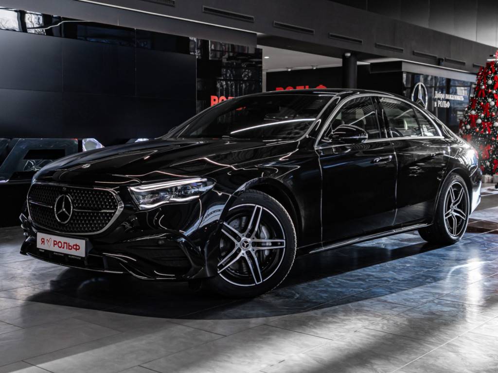 Mercedes-Benz E седан 300 4MATIC AMG Line