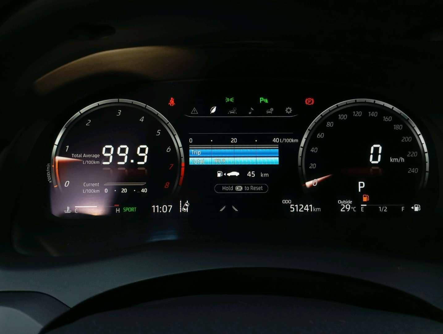 Toyota Camry,  51 241 км, 2023 года в лизинг