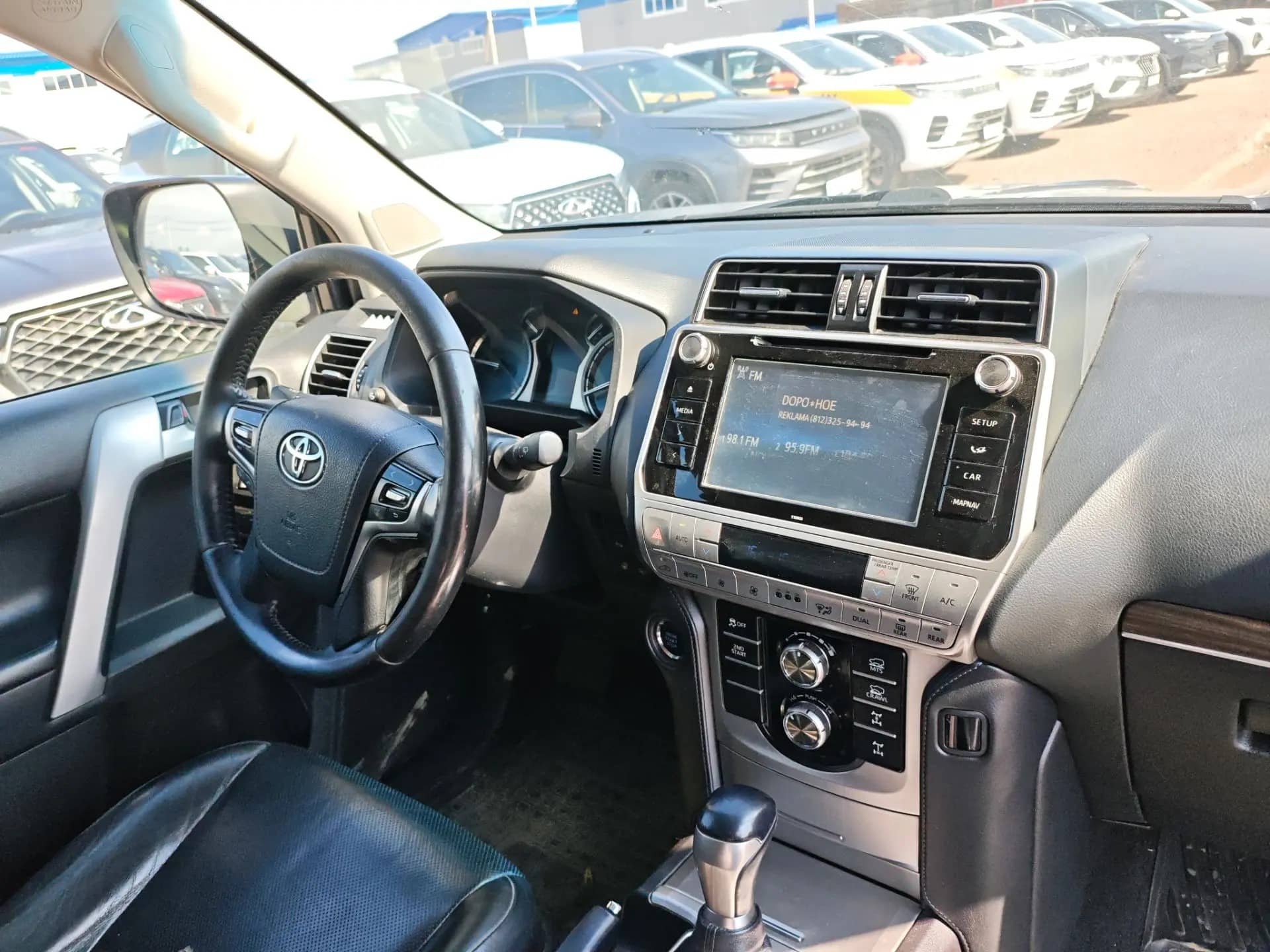 Toyota Land Cruiser Prado,  216 663 км, 2018 года
