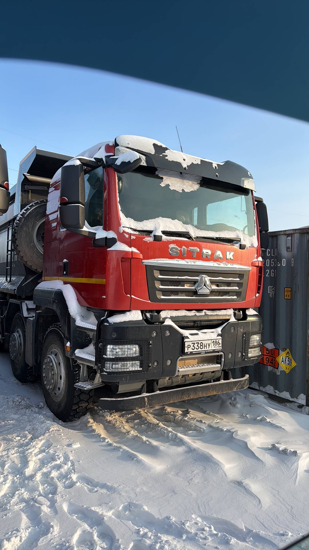 Sitrak ZZ3316V306ME,  40 326 км, 2023 года в лизинг