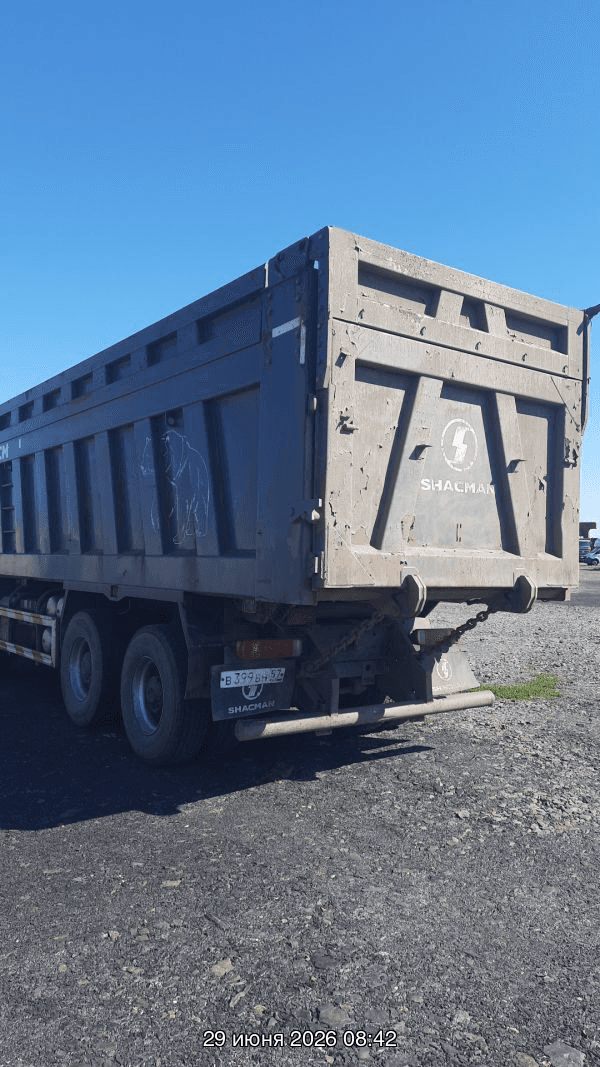 Shacman SX33186V366,  183 402 км, 2023 года в лизинг