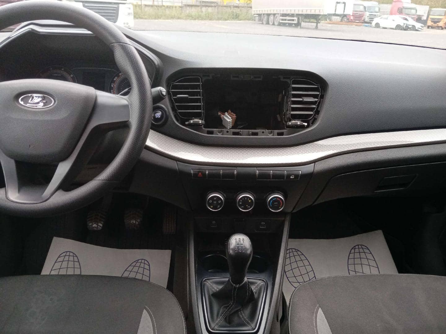 Lada Vesta седан,  137 669 км, 2023 года в лизинг