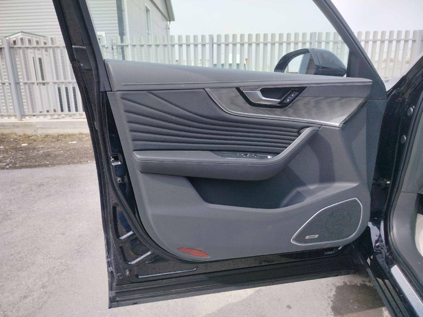 Hongqi HS5,  959 км, 2024 года в лизинг